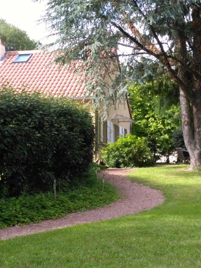 Le Cedre Enchante La Guiche Eksteriør bilde